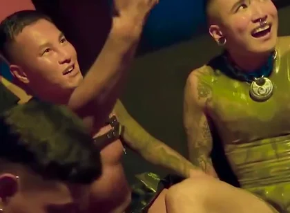 Yoshi Kawasaki - Ricky Live Fisting