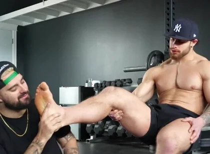 Muscle teen boy feet cuming