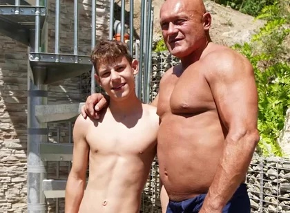 Homo Stepdaddy Pepan E O Novinho Mamando E Fudendo Gostoso - Ollie Barn
